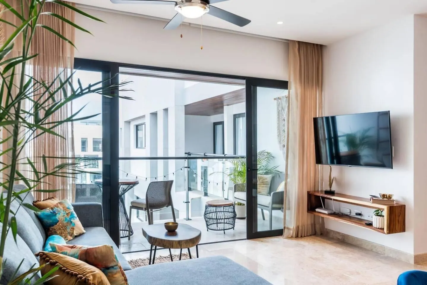 2Br Apartment In Top Floor, High Speed Wifi Ipana Playa del Carmen